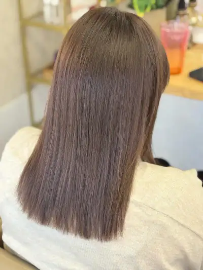 Lissage brésilien résultat cheveux longs lisses, coiffeur femme Soissons